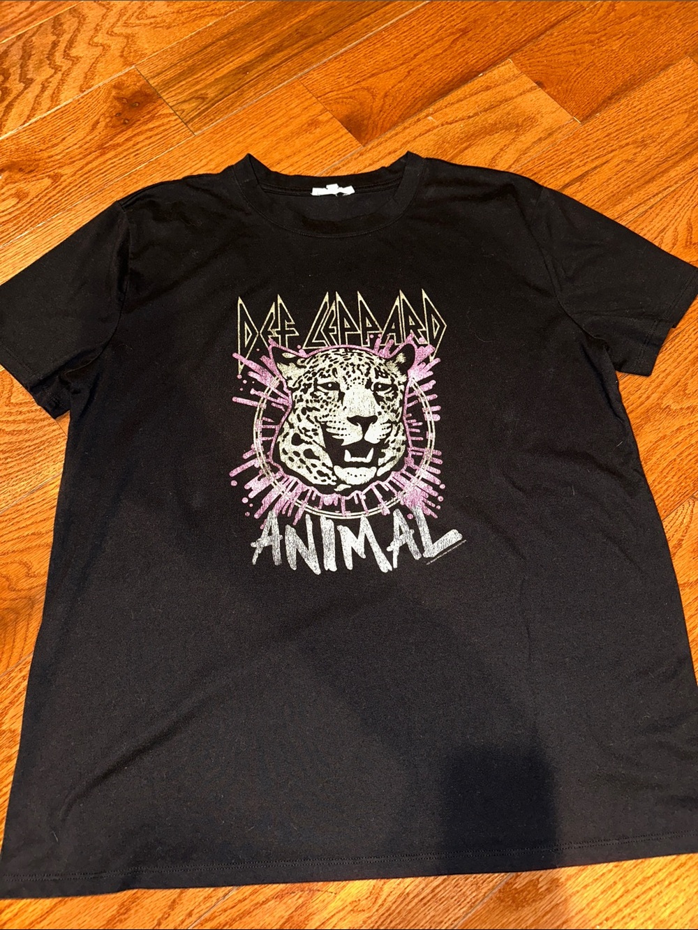 Maurice’s Def Leppard Black Women’s Tee Size L